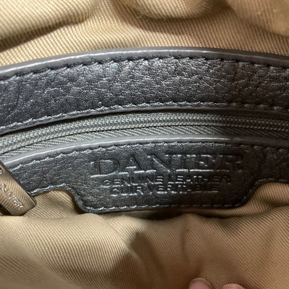 DANIER Grey Genuine Leather Crossbody Multi Zipper Pockets Key Lanyard - Picture 8 of 10